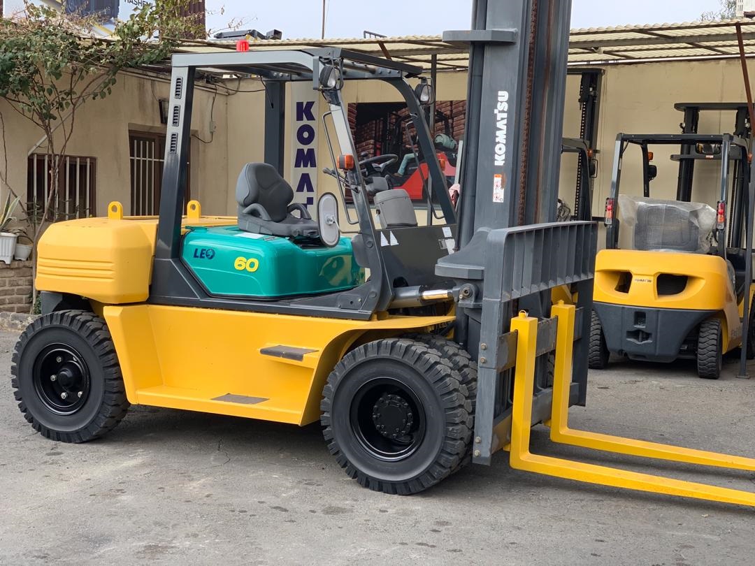 آموزشگاه رانندگی ناوبران برای لیفتراک